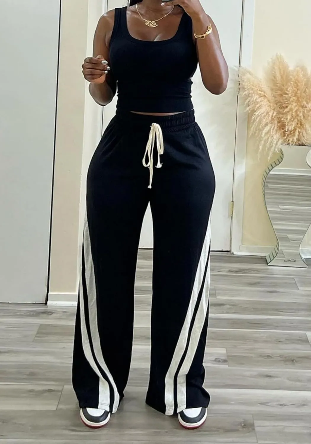 Unybwonn Women High Waist Wide Leg Sweatpants Straight Leg Elastic Waist Pants Casual Striped Pants with Drawstring