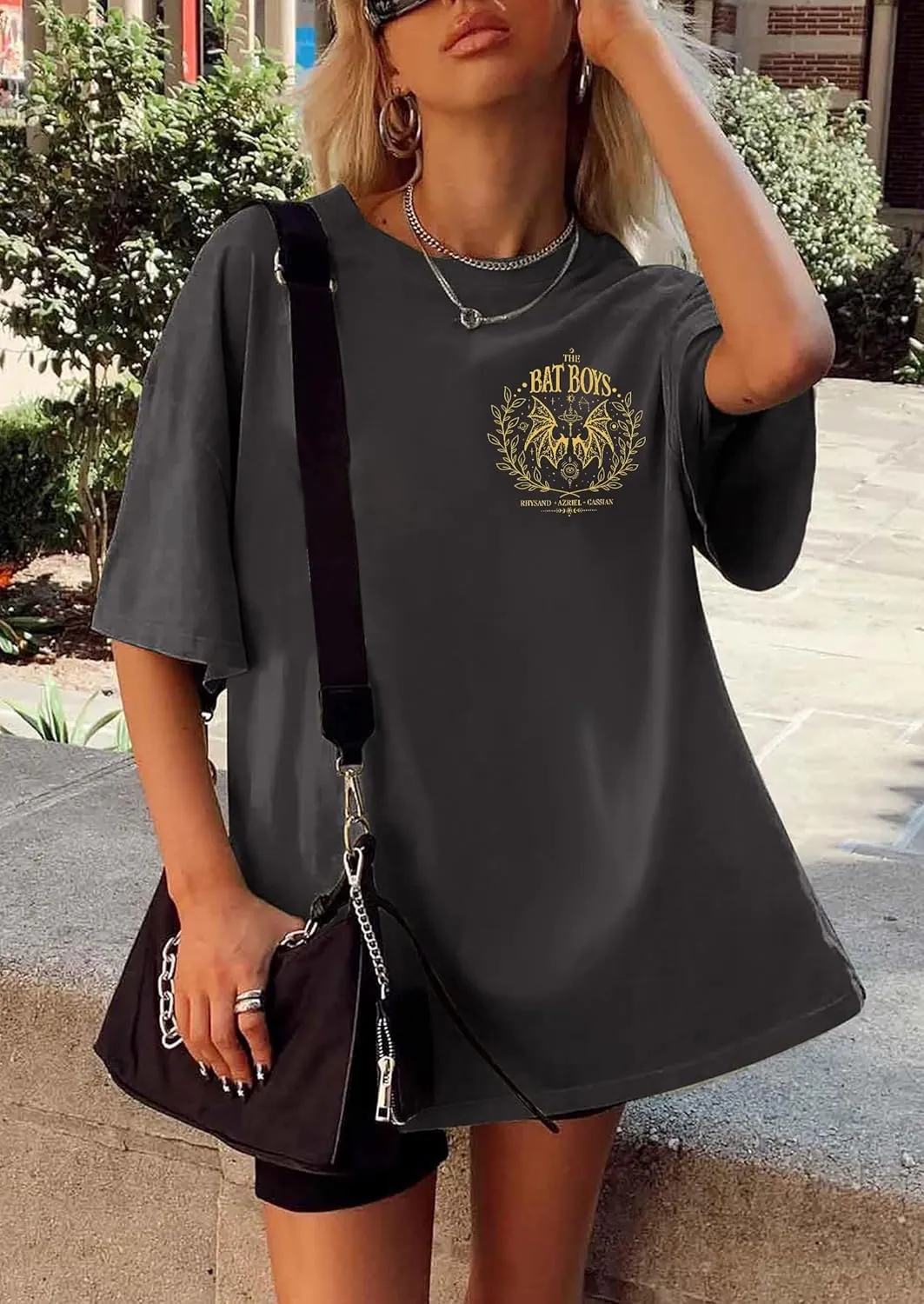 Velari Shirt Women Oversized Vintage Book Tshirt The Night Court T-Shirt Bat Boys Graphic Tee Bat Bookish Book Lover Tops