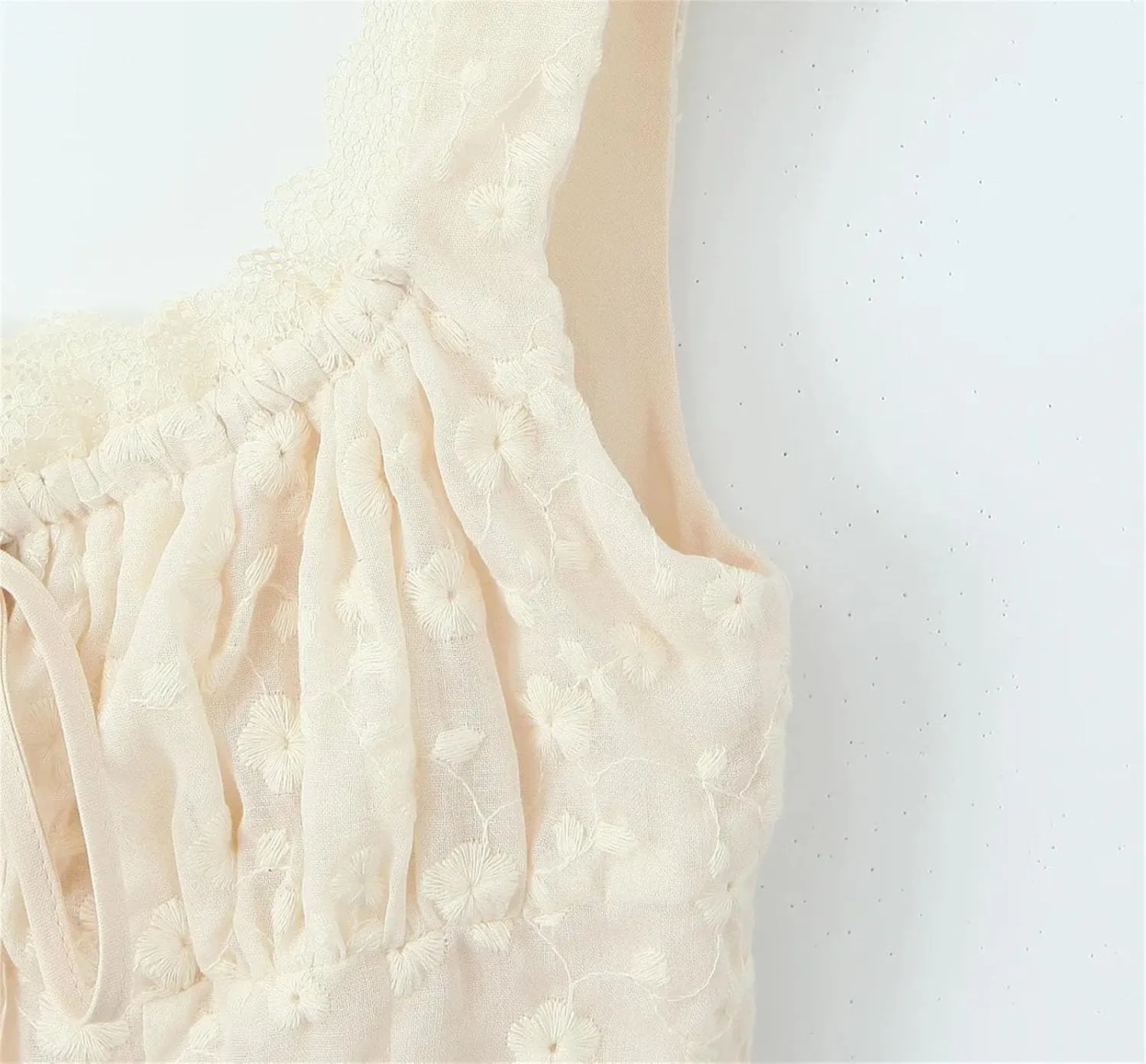 Women Vintage Cream Peplum Tank Tops Lace Embroidery Backless Sexy Short Camisole