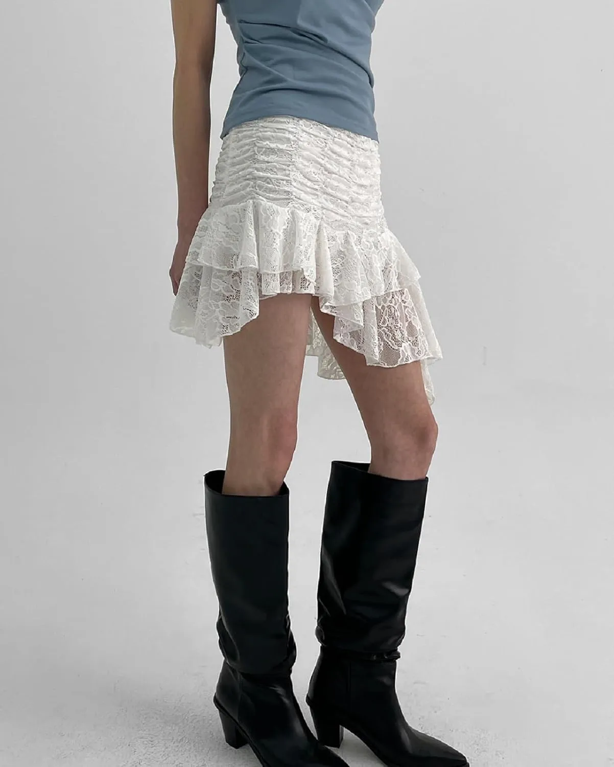 Women Y2k Lace Mini Skirt Elastic Low Rise Ruffle Half Slip Skirt Layered Pleated Flowy Short Skirt Streetwear